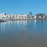بيت ضيافة Playa 2*