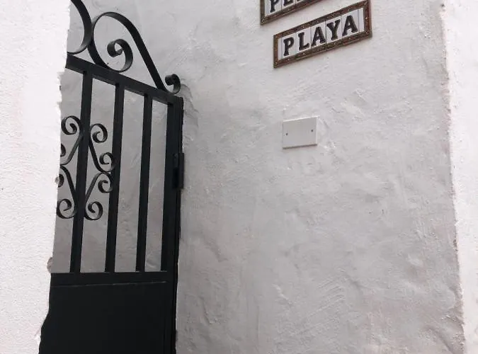 Playa ゲストハウス 2*