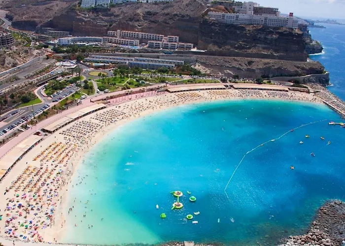 Πανσιόν Playa 2*