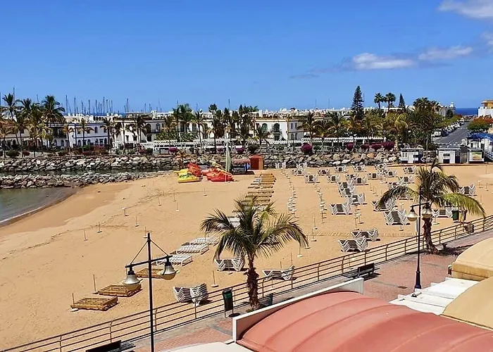 ゲストハウス Playa 2*