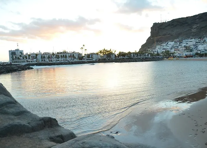 ゲストハウス Playa 2*