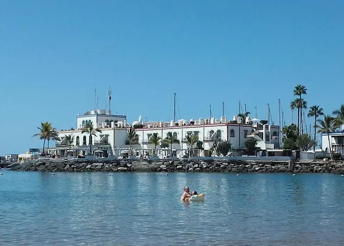 ゲストハウス Playa