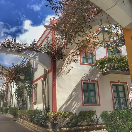 Guest house Playa 2*