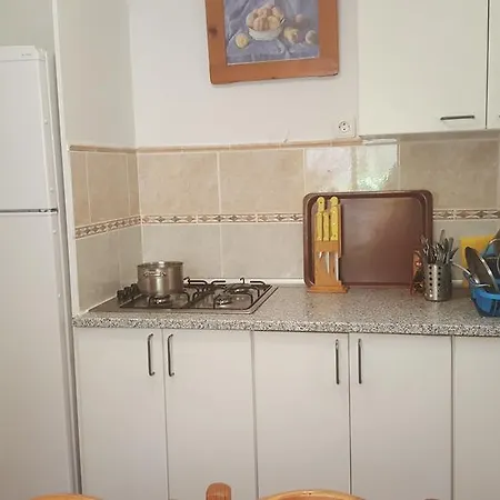 Konukevi Playa 2*